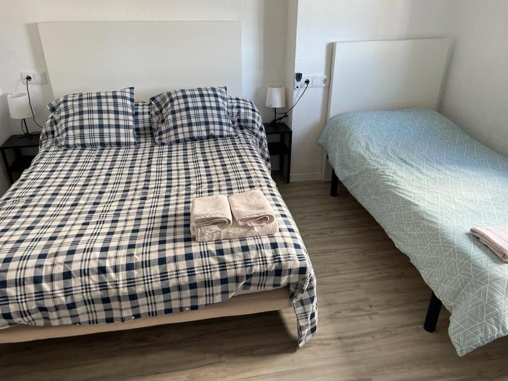 Apartamento En Complejo Residencial Con Piscina Y Garaje Frente Al Mar Valência Exterior foto
